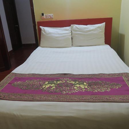 River Dolphin Hotel Kratie Exterior foto