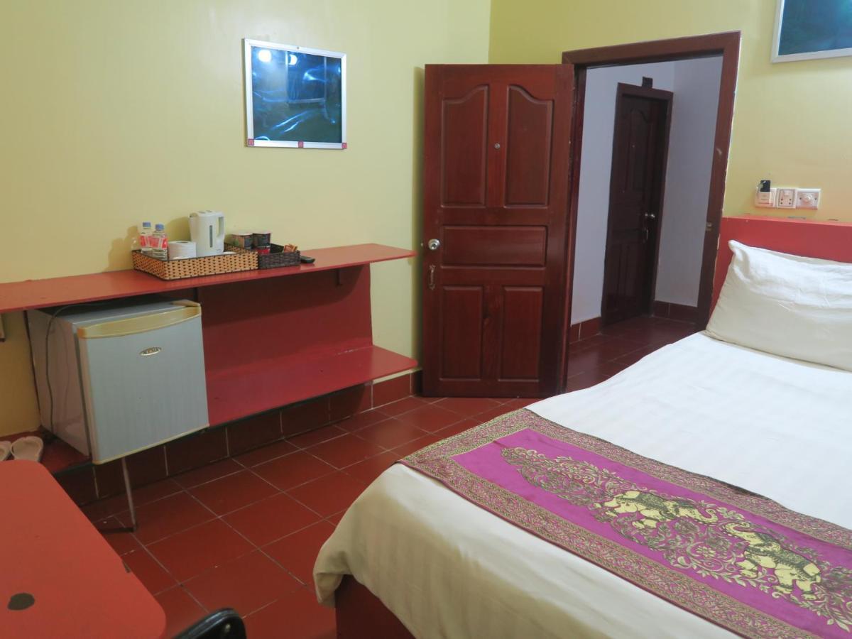 River Dolphin Hotel Kratie Exterior foto