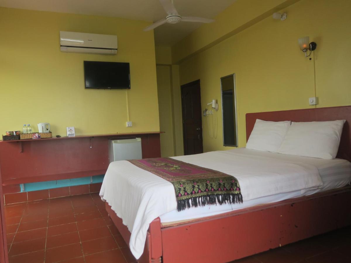 River Dolphin Hotel Kratie Exterior foto