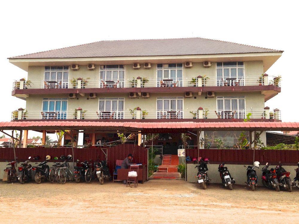 River Dolphin Hotel Kratie Exterior foto